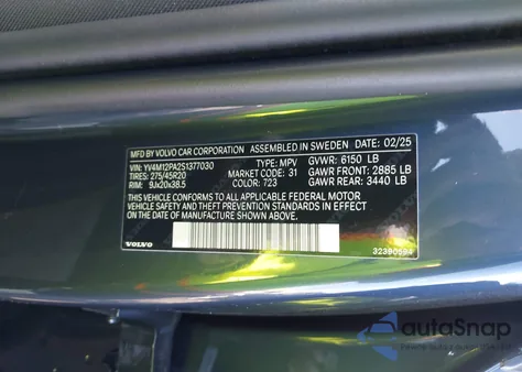 2025 Volvo Xc90 B5 Core z USA, uszkodzony, nr VIN YV4M12PA2S1377030